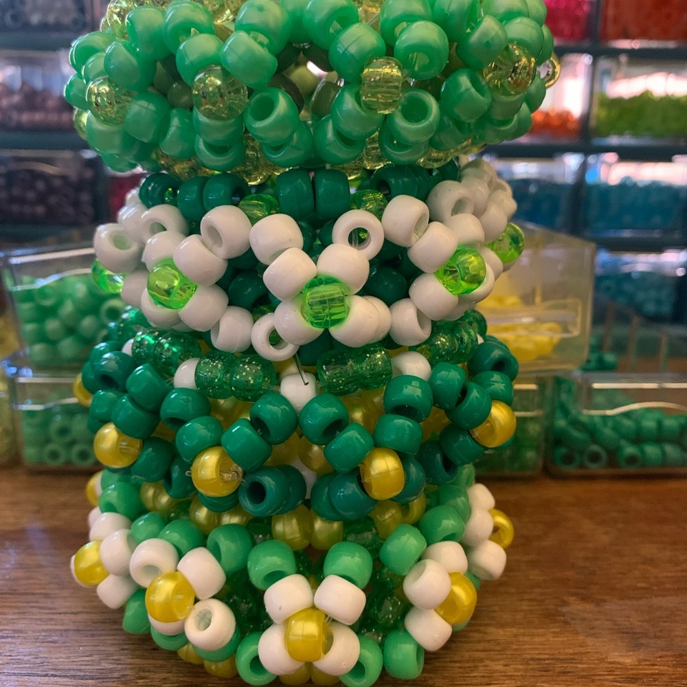 🌈🍀St Patrick’s Day themed kandi cuffs 🍀🌈